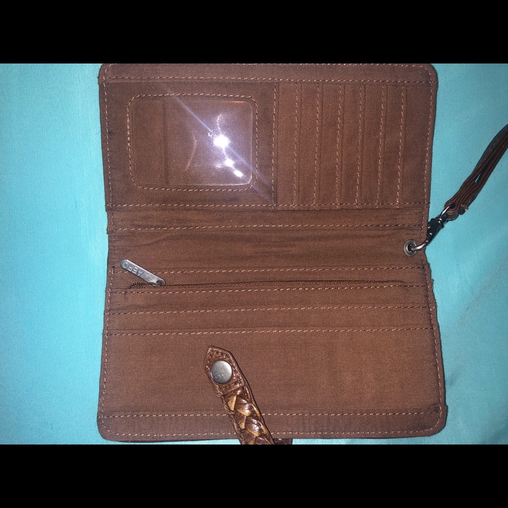 Wallet - Picture 3 of 3